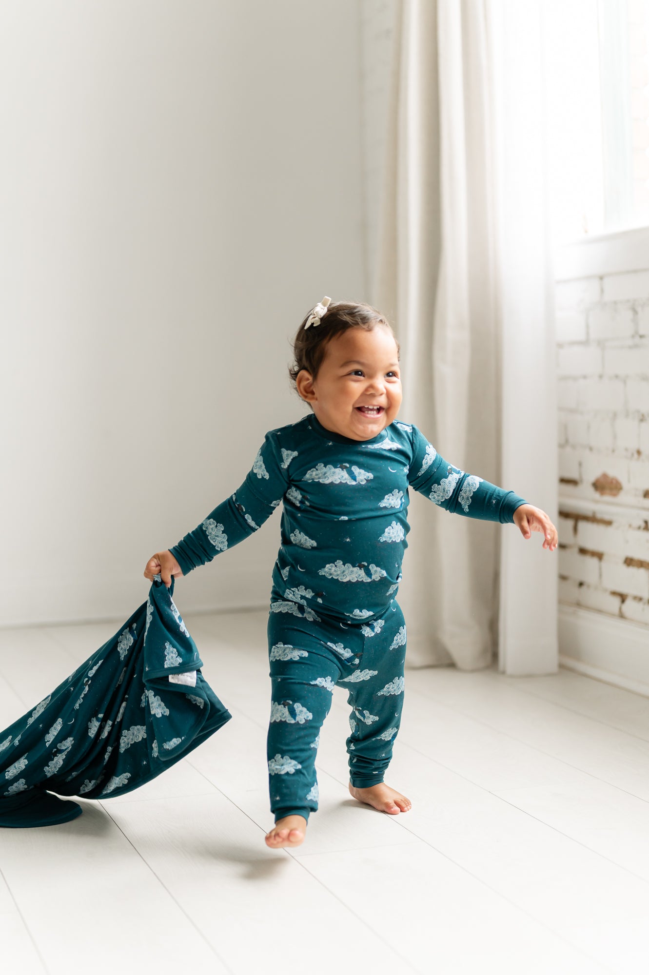 Moonlight Majesty "Huggy Me" Blanket