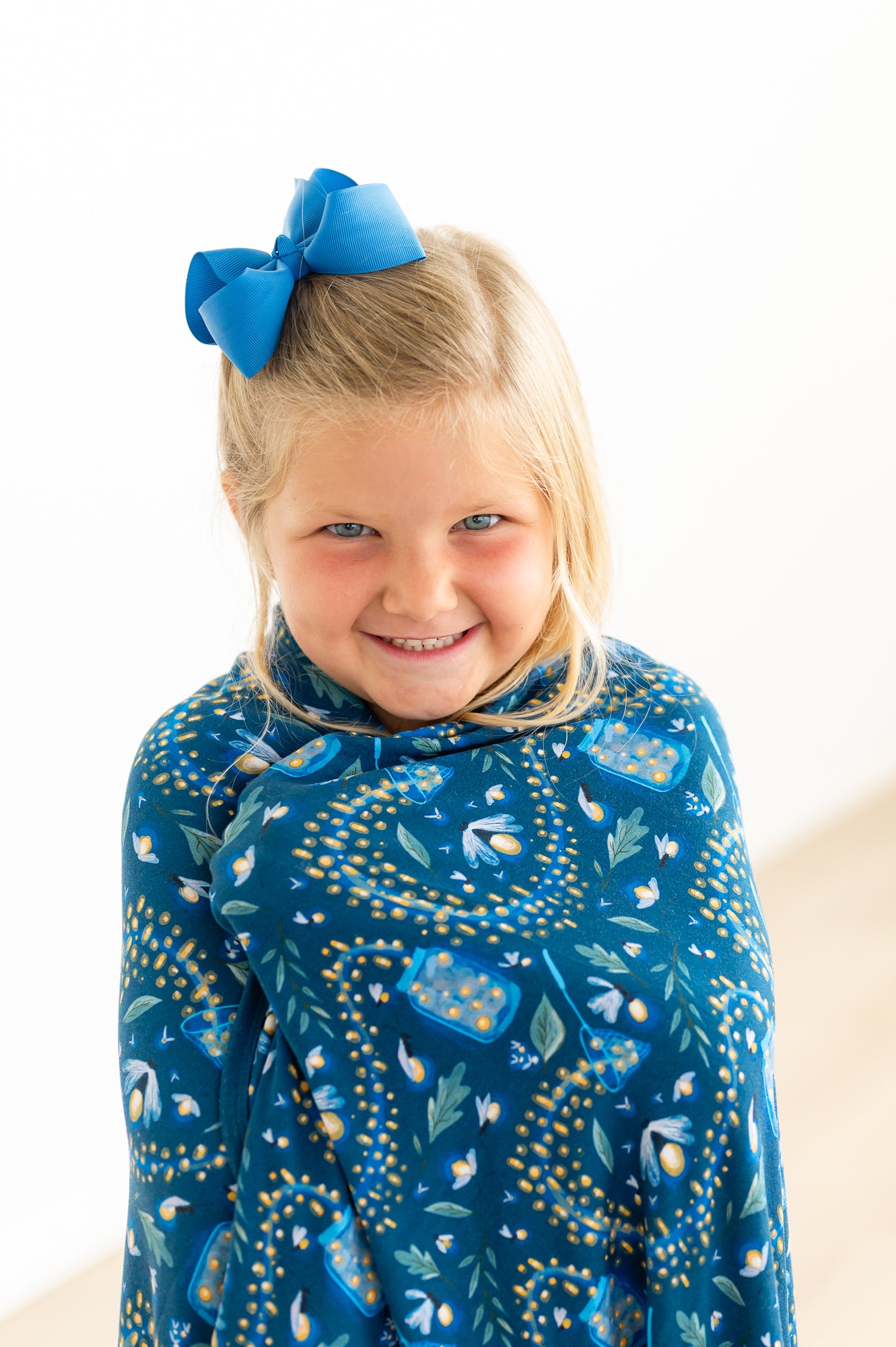 Catching Fireflies "Huggy Me" Blanket