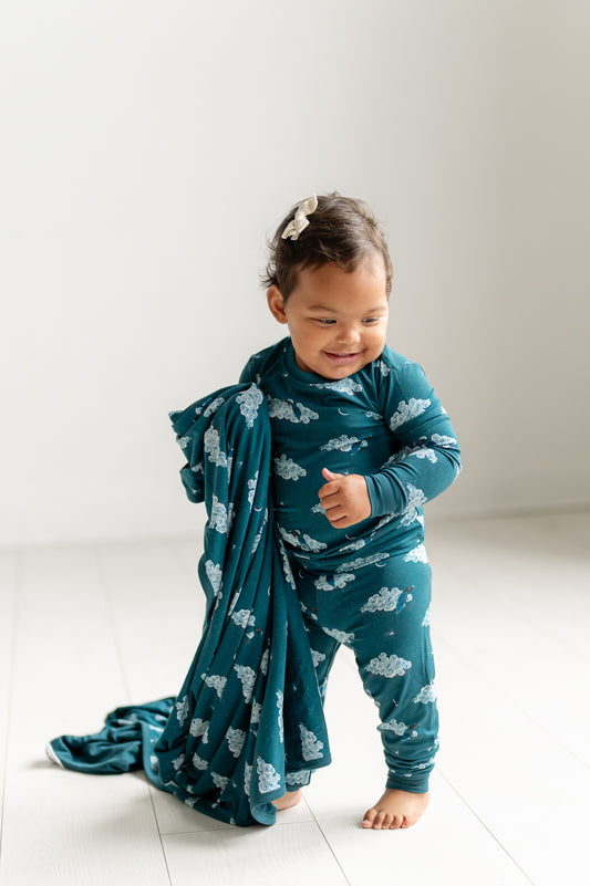 Moonlight Majesty "Huggy Me" Blanket
