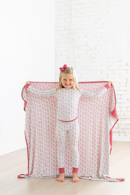 Blooms and Stars "Huggy Me" Blanket