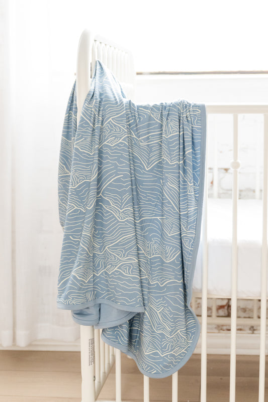 Mountain Mist "Huggy Me" Blanket