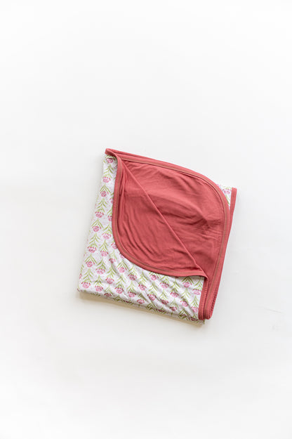 Blooms and Stars "Huggy Me" Blanket